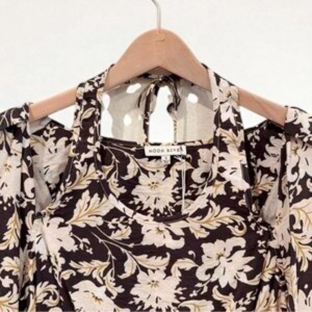 NWT Moon River Black Floral Print Puff Sleeve with Halter Midi Dress - Picture 11 of 11